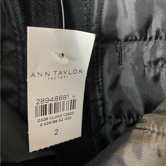 NWT Ann Taylor crop pant size 2 - Picture 4 of 5